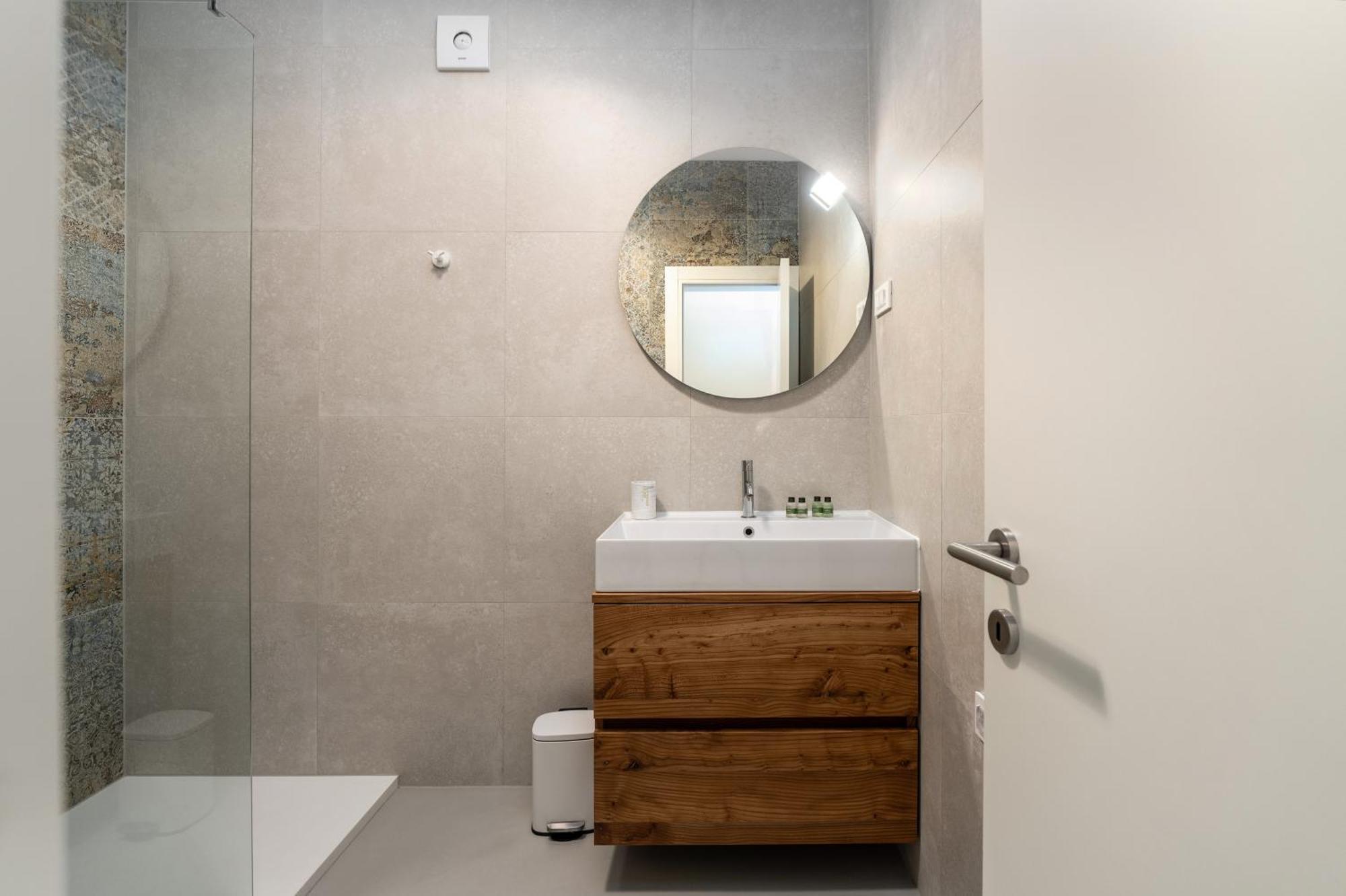 Luxury Apartments Villa San Avia Banjole Bagian luar foto