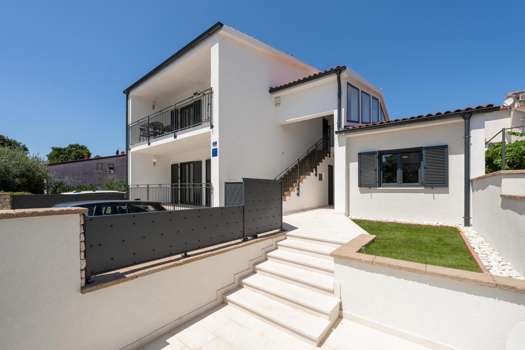 Luxury Apartments Villa San Avia Banjole Bagian luar foto