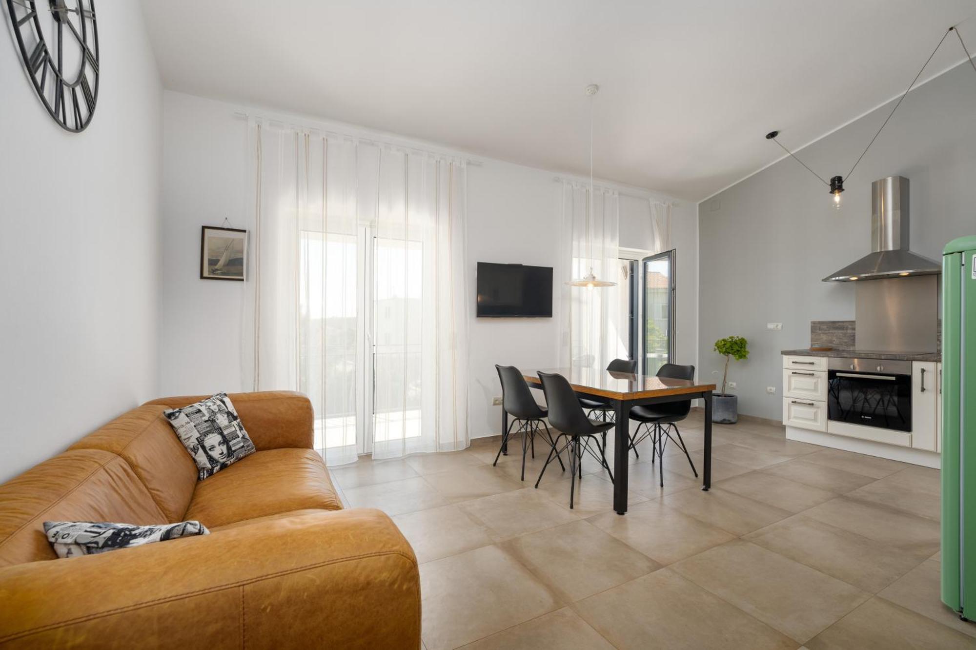 Luxury Apartments Villa San Avia Banjole Bagian luar foto